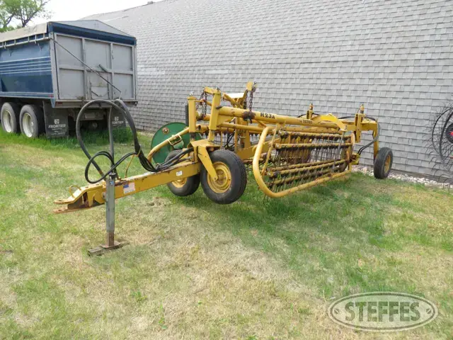 Vermeer R23A