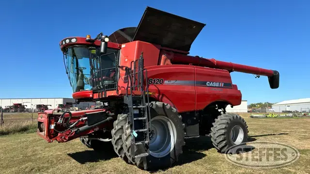 2010 Case IH 8120