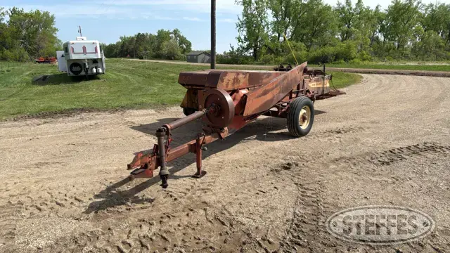New Holland Hayliner 269