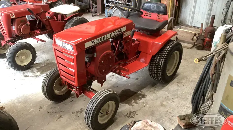 Wheel Horse C-100 Lawn Tractor