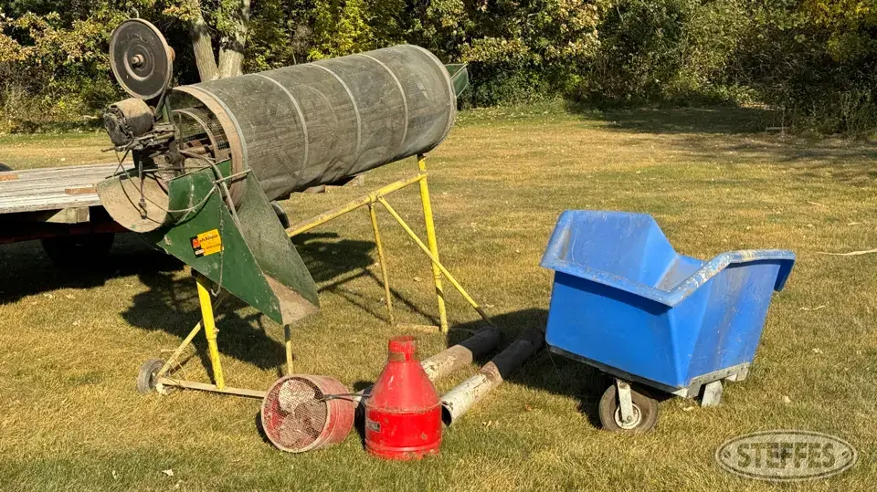 Hutchinson Grain Cleaner