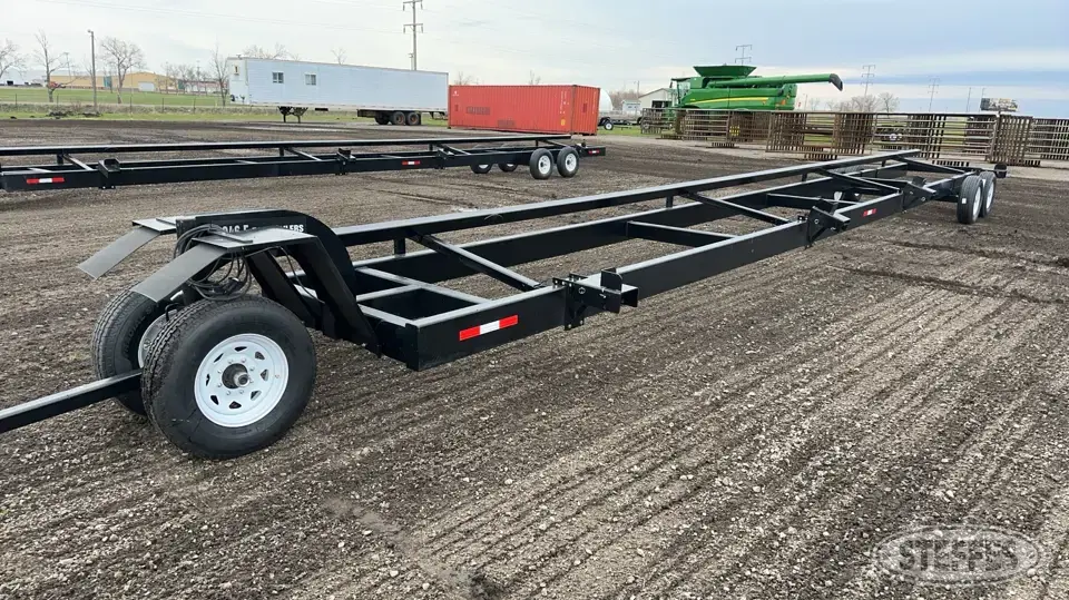 2024 T&T 1046F Header Trailer