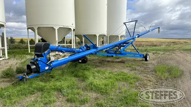 2011 Brandt 1070