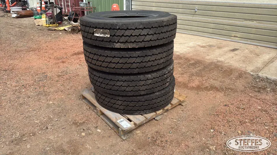 (4) Michelin X Truck Tire