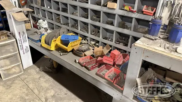 Toolboxes & hand tools