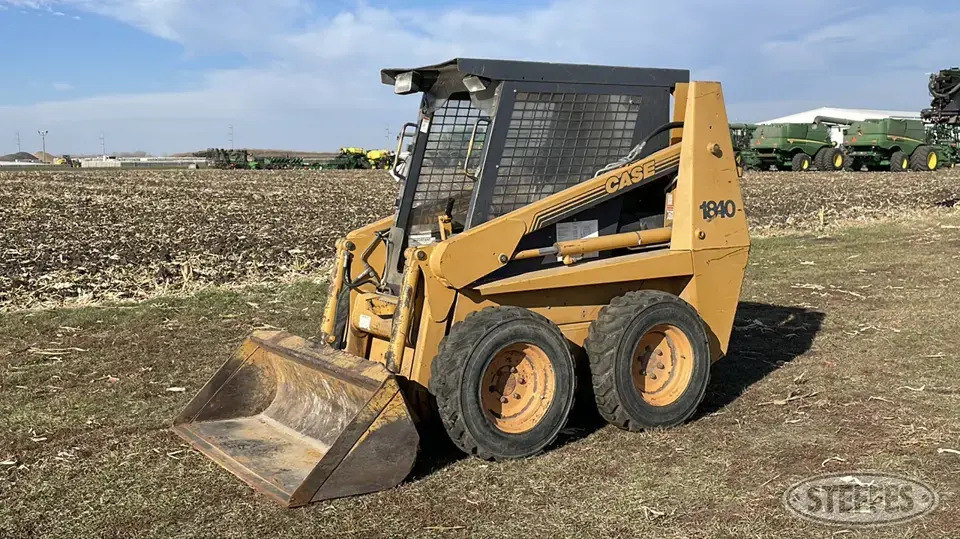 1999 Case 1840 Wheeled Skid Steer