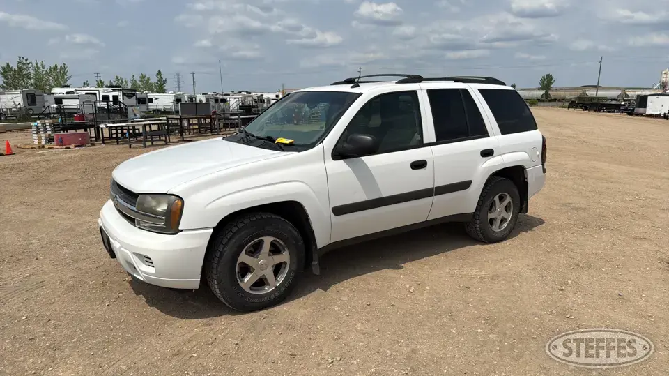 2005 Chevrolet Trailblazer LS SUV