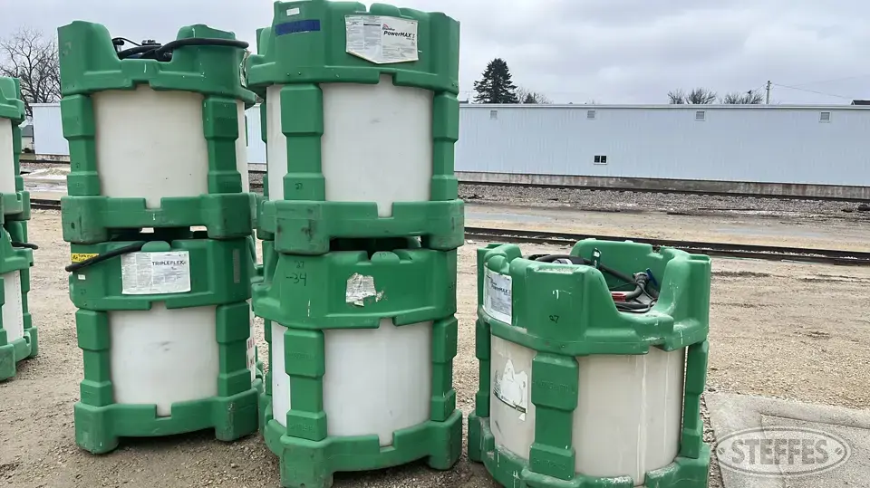 (5) Shuttle MTS 120 Liquid Fertilizer Tank
