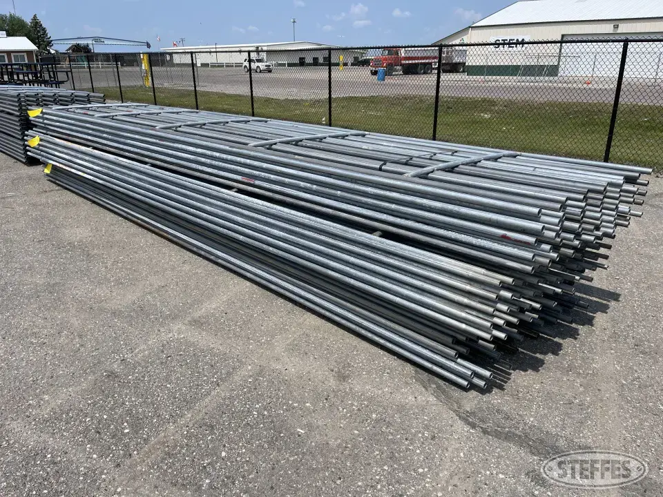 (10) Northeast Pipe & Panel continous fence panels Livestock Handling