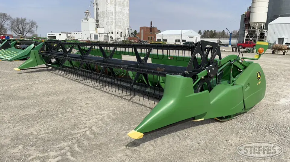 2009 John Deere 625F Flex Head