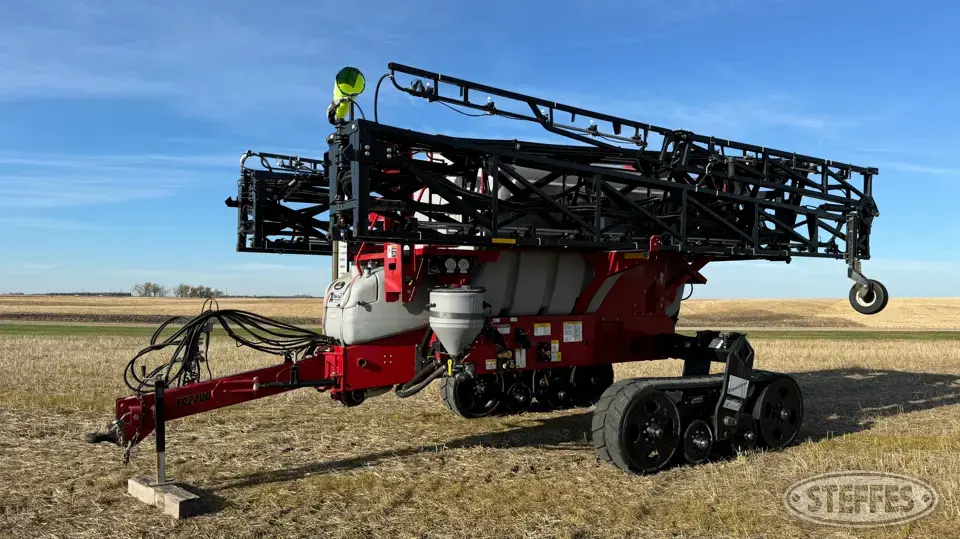 2017 Top Air TA2400 Pull-Type Sprayer