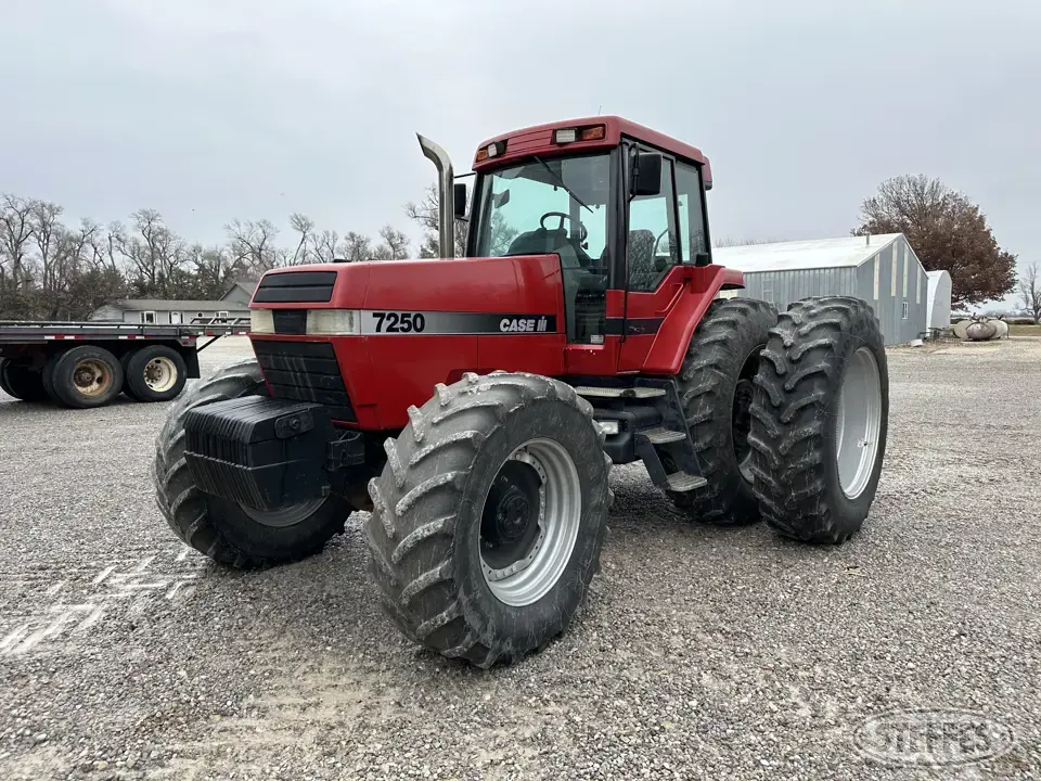 Case IH 7250 MFWD Tractor