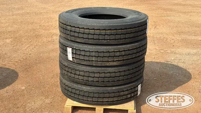 (4) 11R24.5 tires