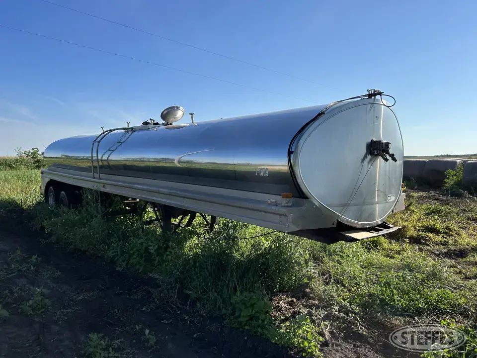 1970 Heil Tank Trailer