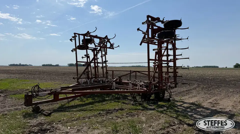 Wil-Rich field cultivator