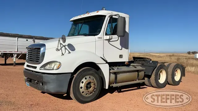 2007 Freightliner Columbia