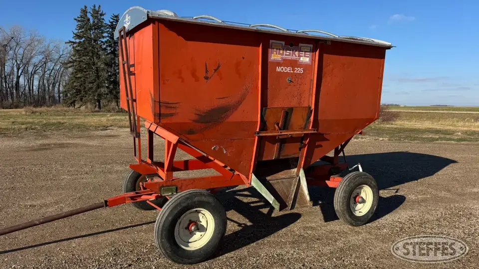 Huskee 225 Gravity Box