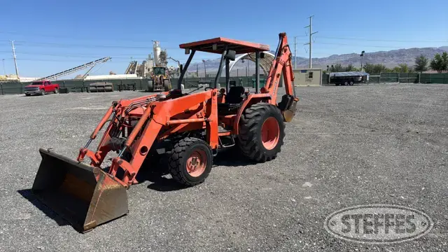 2006 Kubota L48