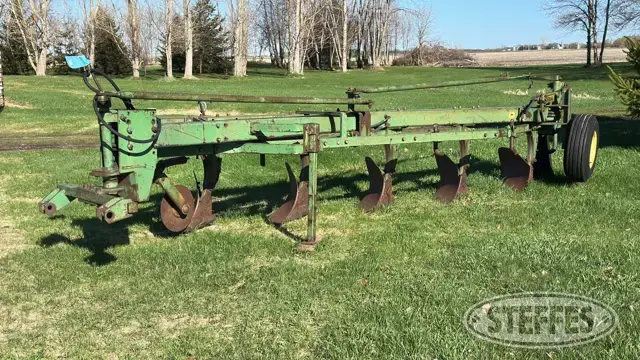 John Deere F1350-F1450