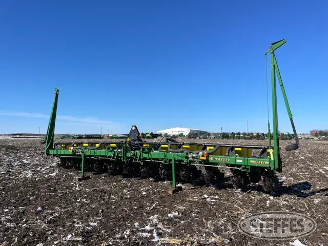 John Deere 1710
