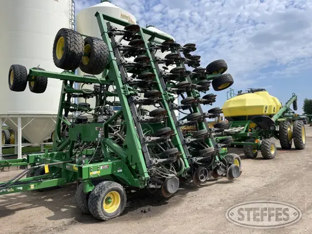 2012 John Deere 1895