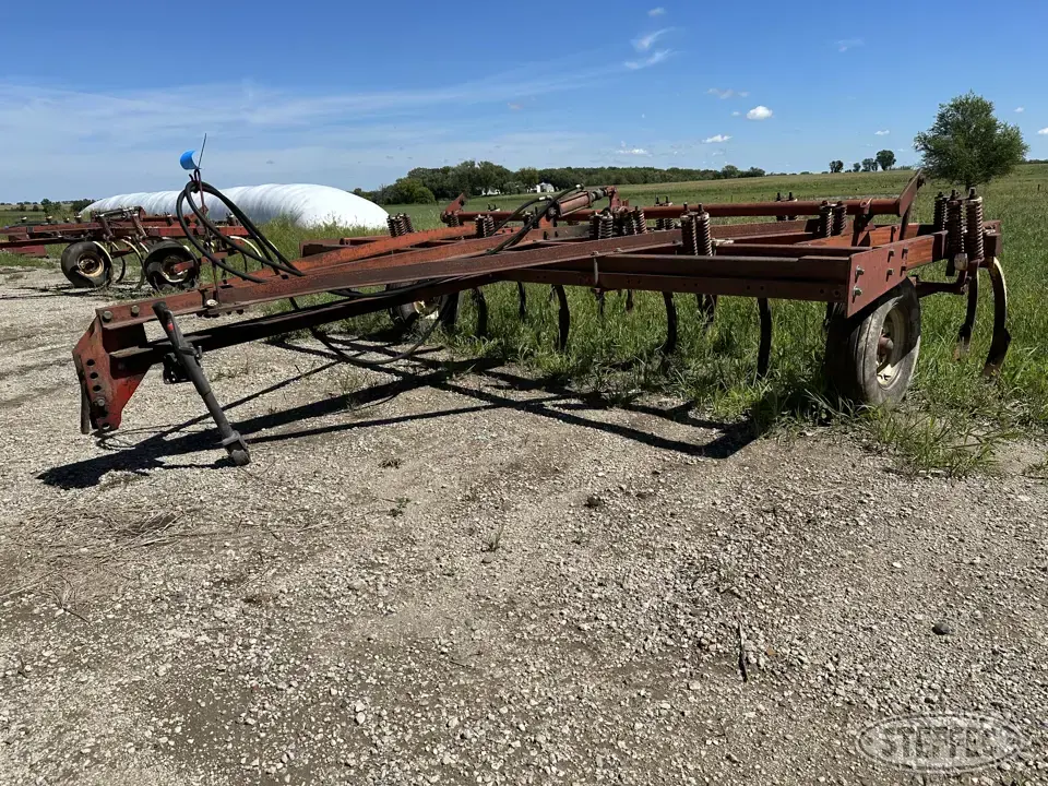 International 55 Chisel Plow
