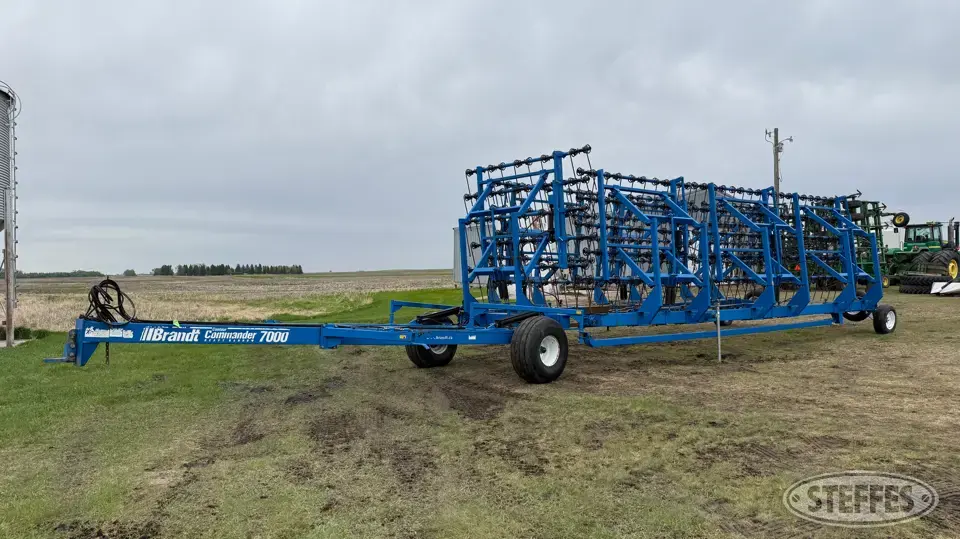 2006 Brandt Commander 7000 Harrow
