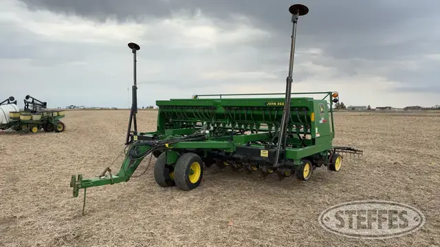 John Deere 750