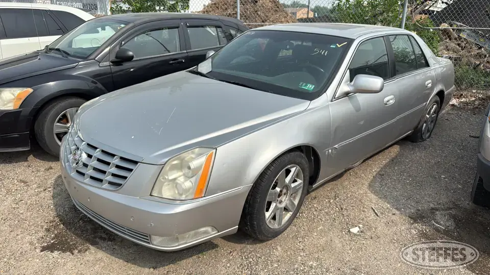 2007 Cadillac DTS Car
