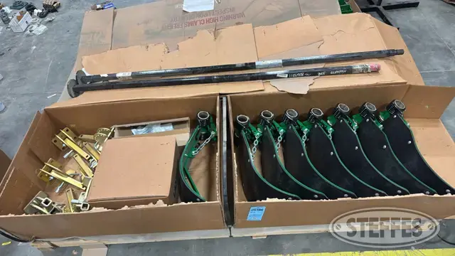 Lankota stalk stompers