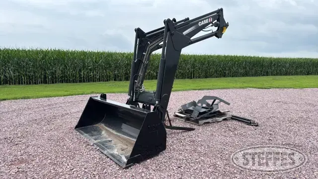 Case IH Quicke Q1055