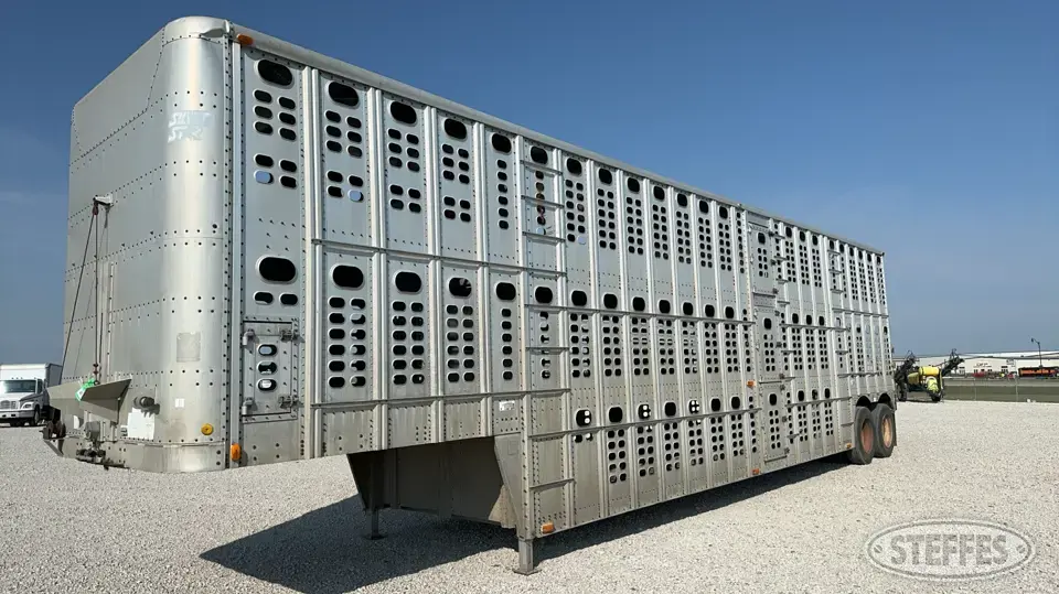 1992 Wilson PSDCL-309 Semi Livestock Trailer