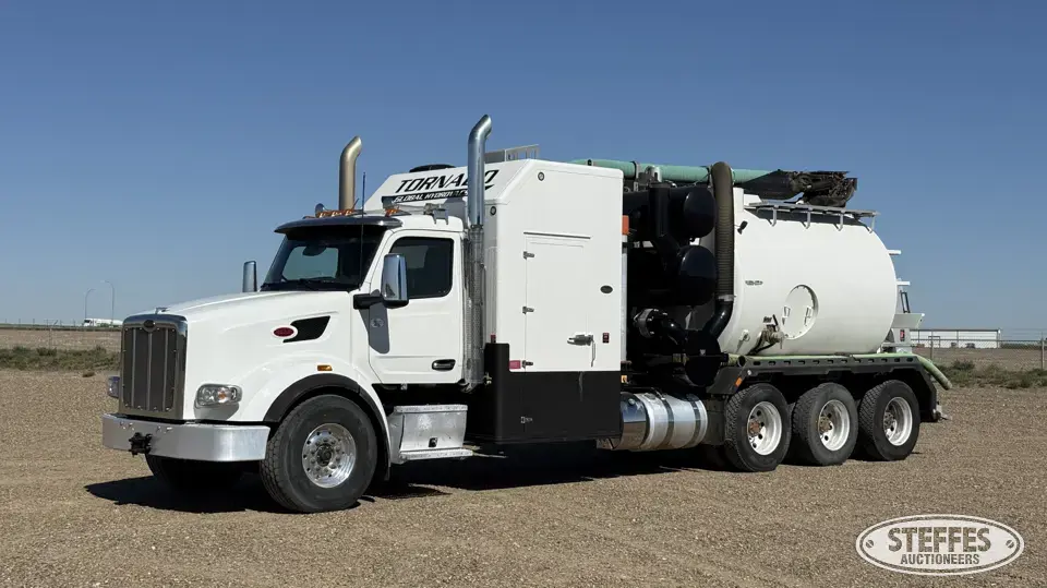 2024 Peterbilt 567 Hydrovac Truck