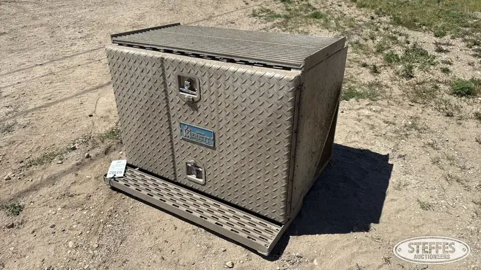 Merritt storage box Truck-Trailer Part
