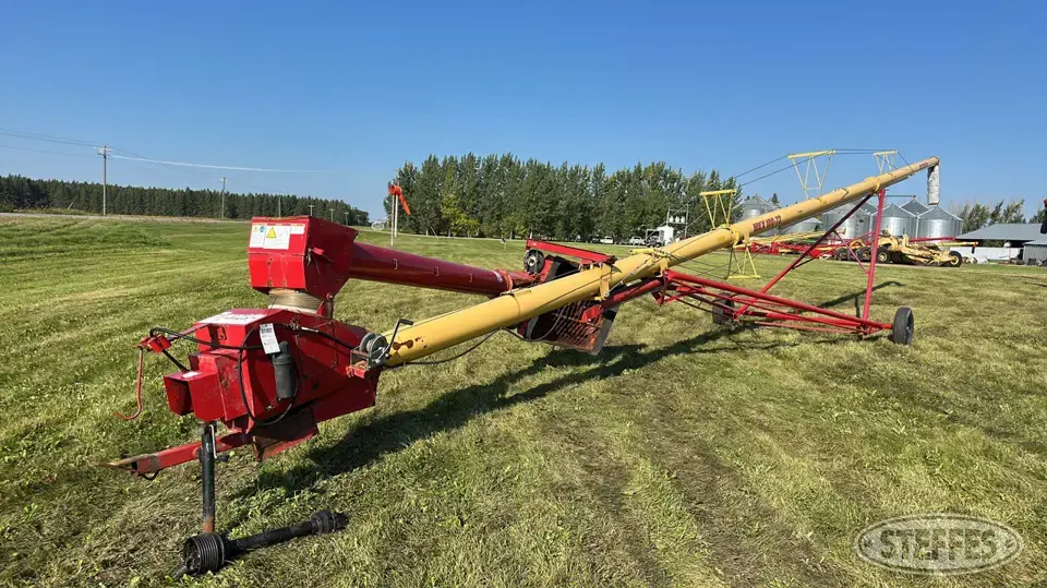 2016 Westfield MKX100-73 Swing Hopper Auger