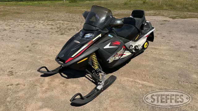 2005 Ski-Doo MXZ