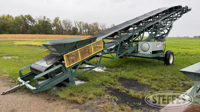 Hartman-Fabco stacking conveyor