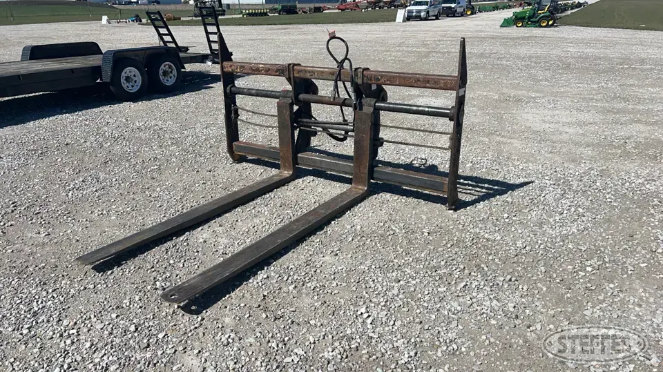 JRB LW130TC Loader Attachment