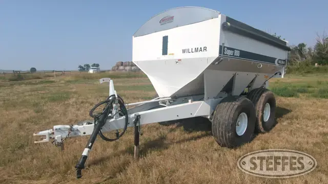 Willmar Super 800