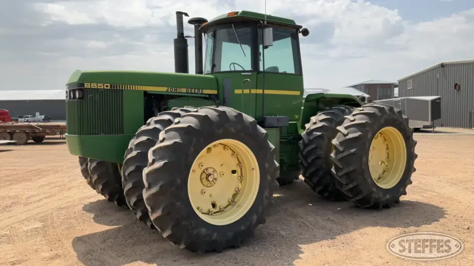 1984 John Deere 8650 4WD Tractor
