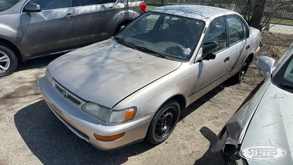 1996 Toyota Corolla DX Car