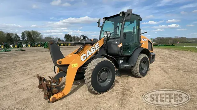 2018 Case 121F