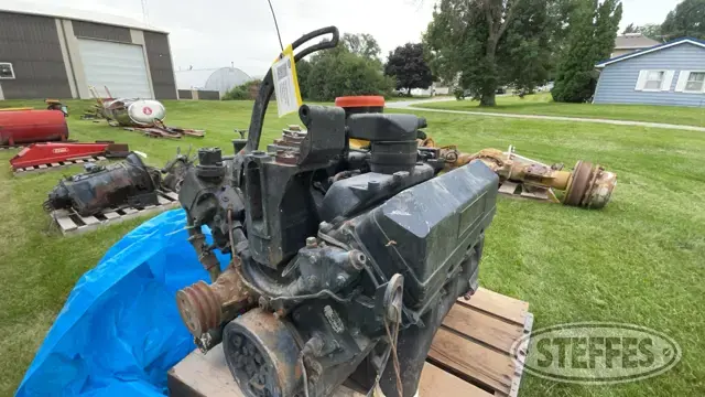 Cummins V-555-C