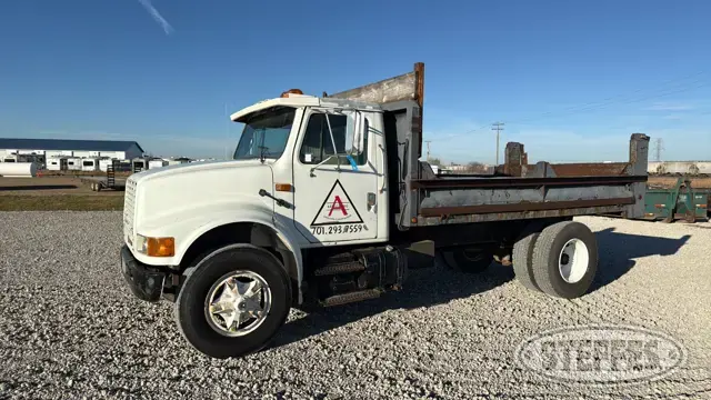 1990 International 4900