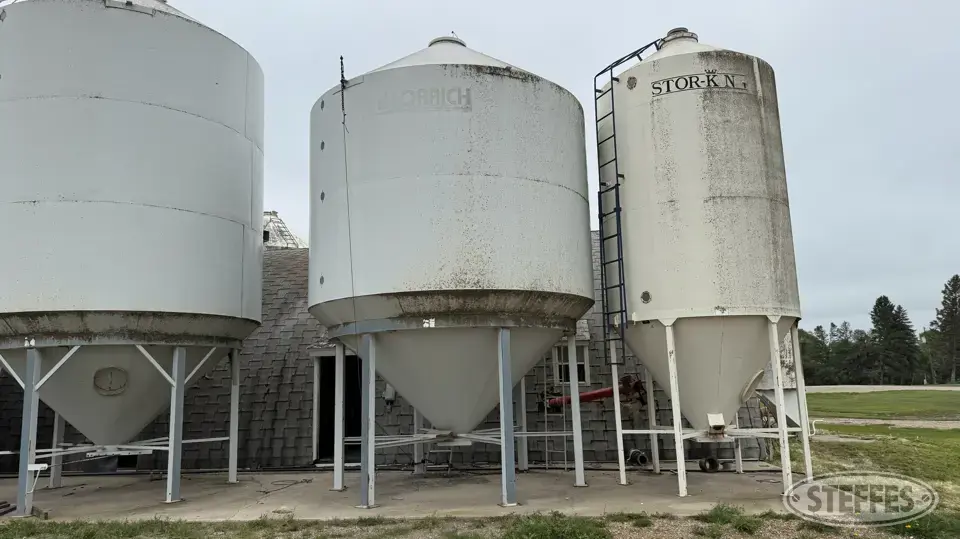 1998 Lorrich Hopper Bin