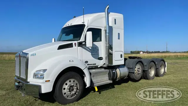 2015 Kenworth T880