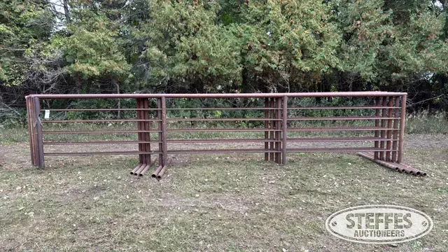 (5) Freestanding cattle panels