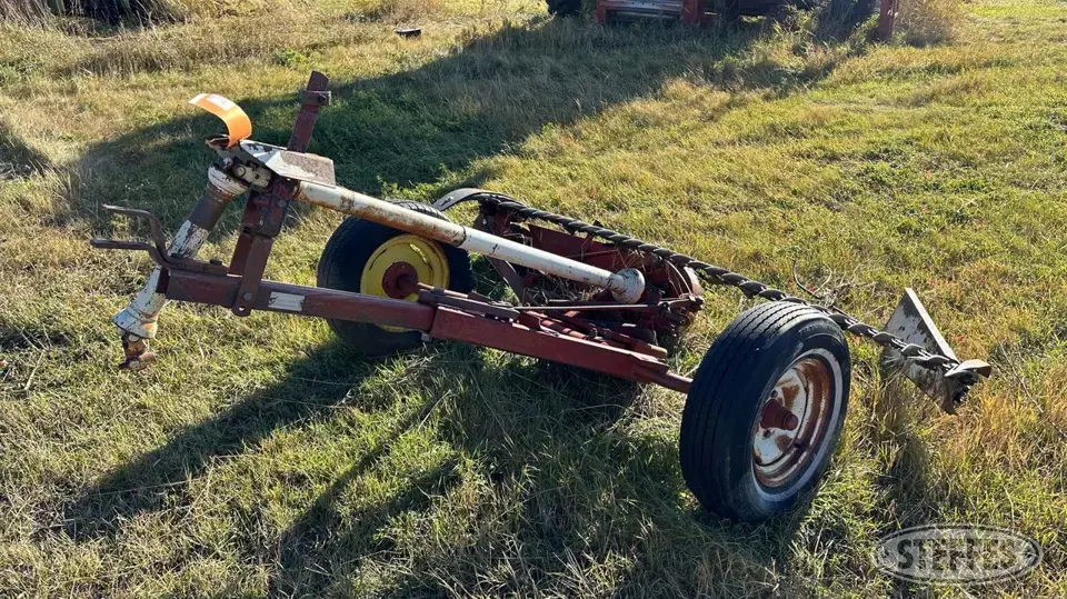 International 1100 Sickle Mower