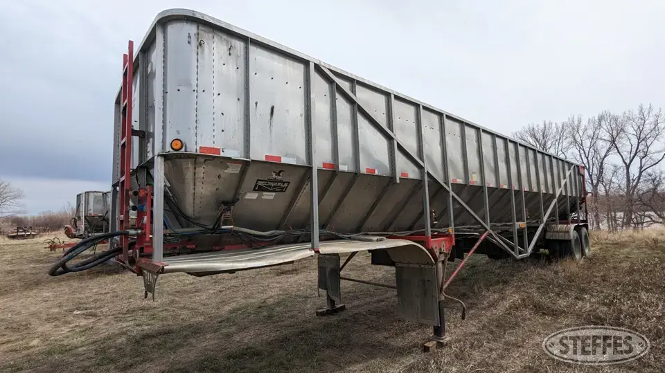 2004 Trinity Eagle Bridge Live Bottom Trailer