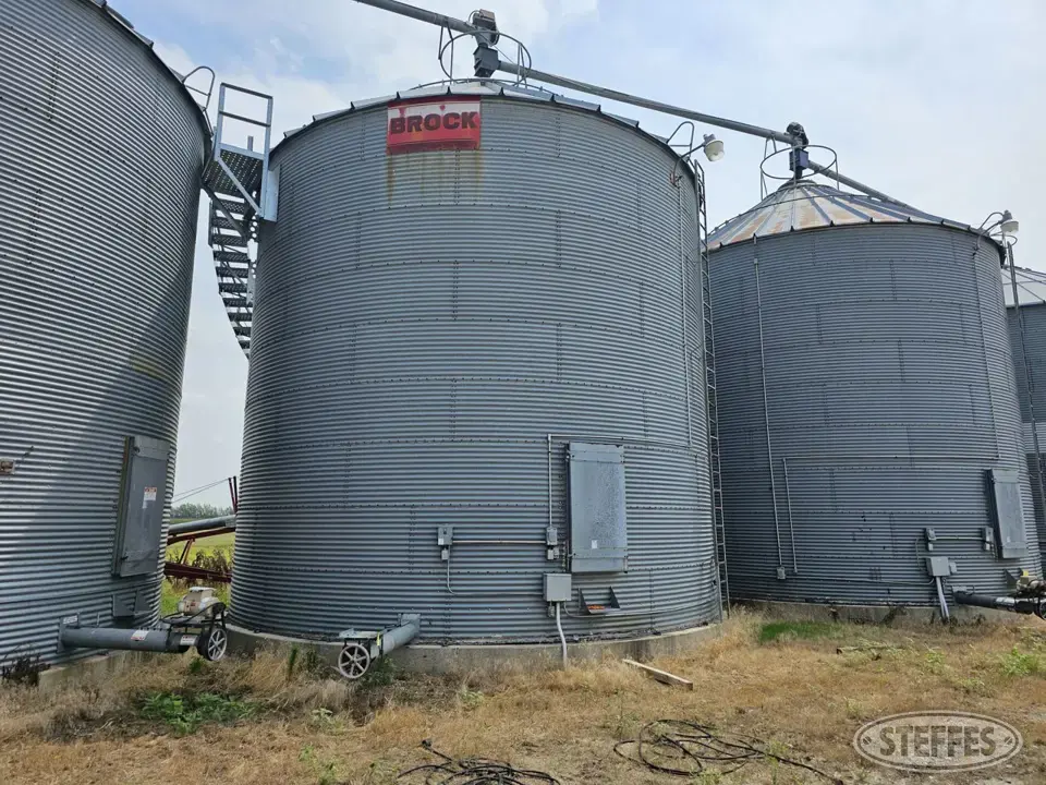 27' Brock Grain Bin
